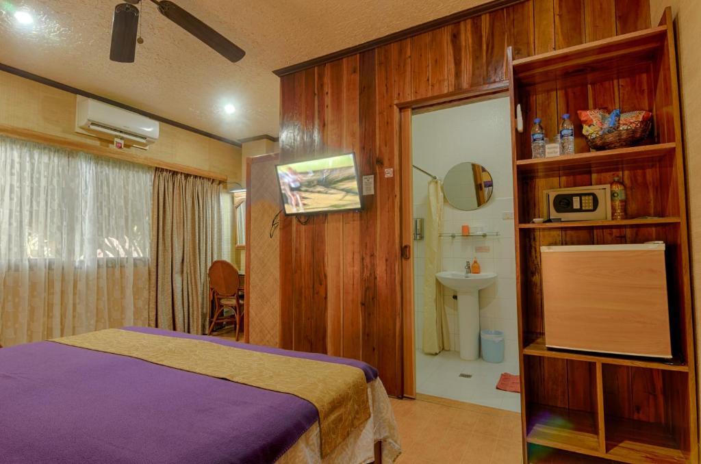 Двухместный (Двухместный номер Делюкс с 1 кроватью), Hayahay Resort