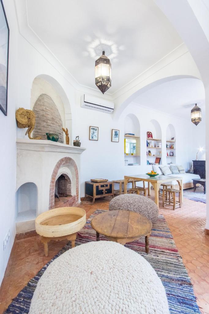 Riad Helen photo 2