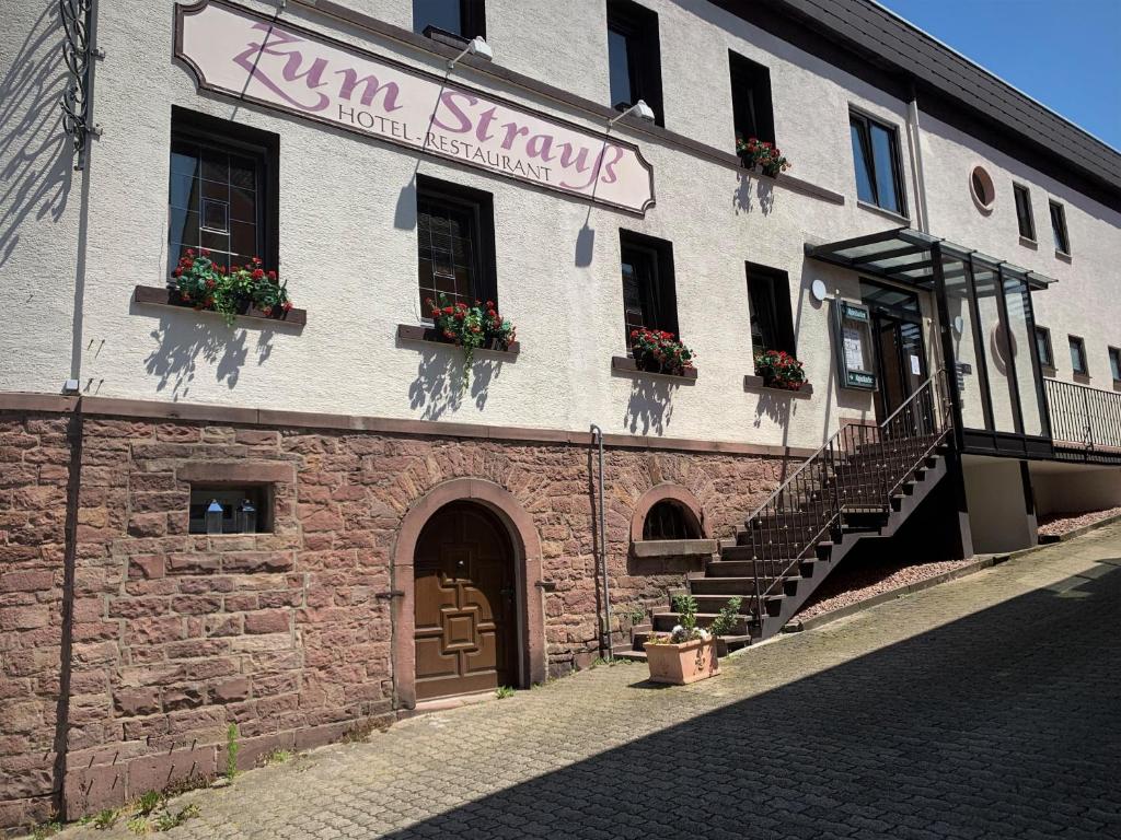 Hotel zum Strauß