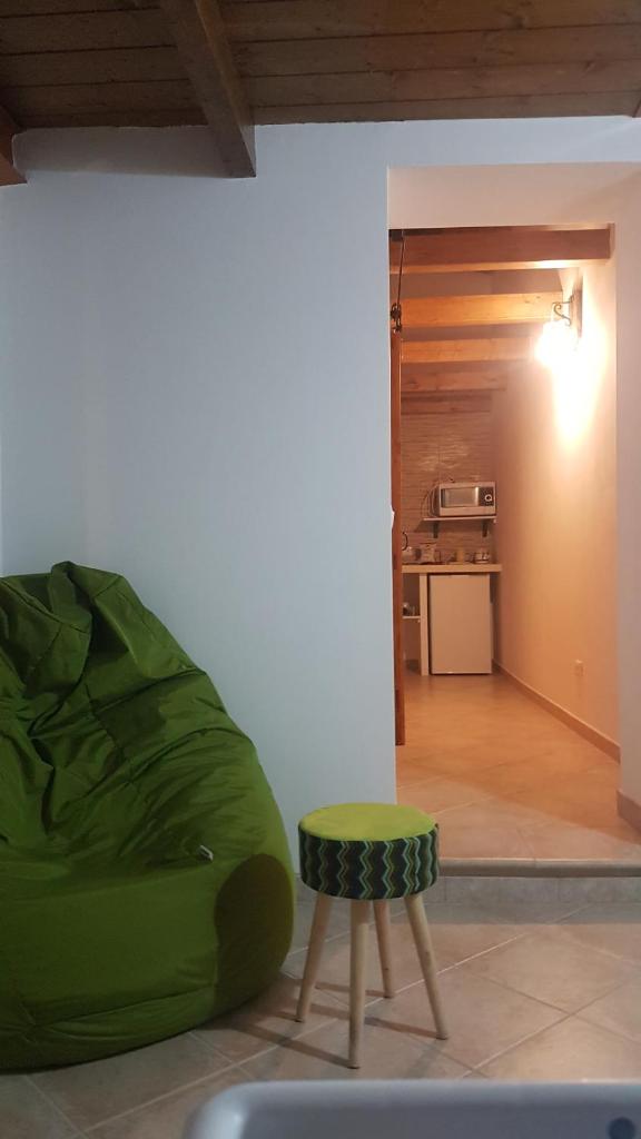 Freshwater Pirates Apt #19 photo 1
