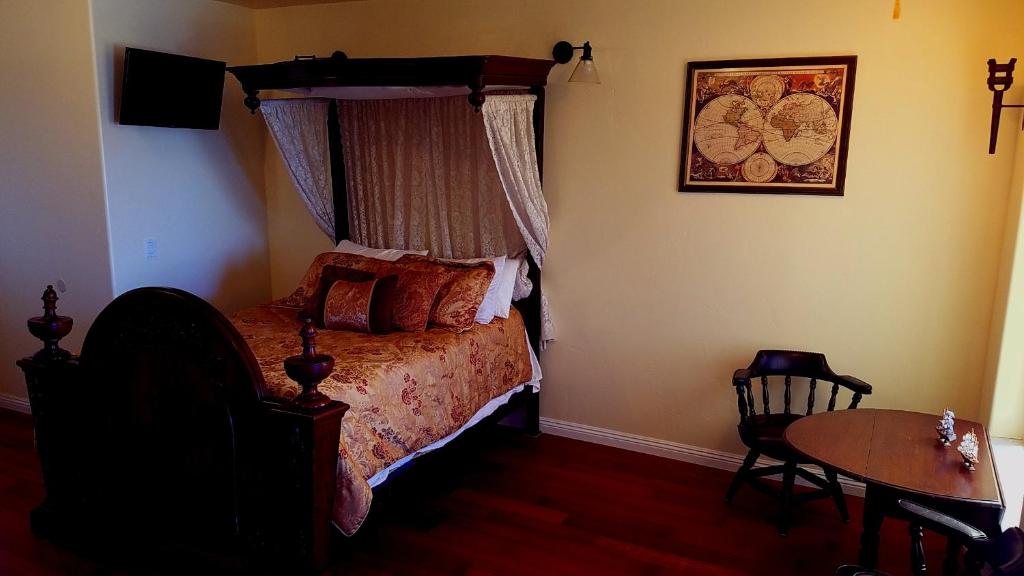 The Castle Inn of the Lost Coast photo 3
