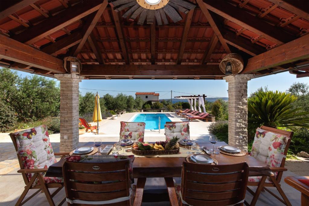 Villa Oliva photo 1