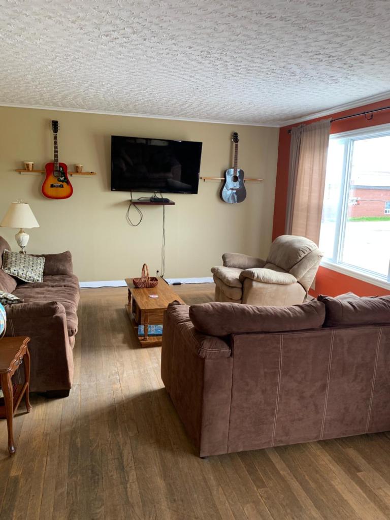 Exploits Inn and Suites Room Type -  Double Room with Shared Bathroom