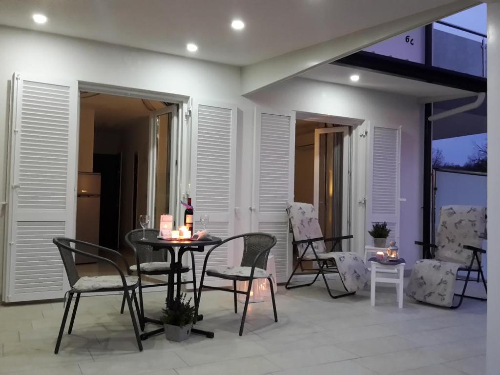 Apartment Lavanda Ruzmarin photo 2