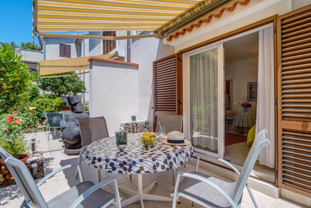 Apartments Adri photo 1
