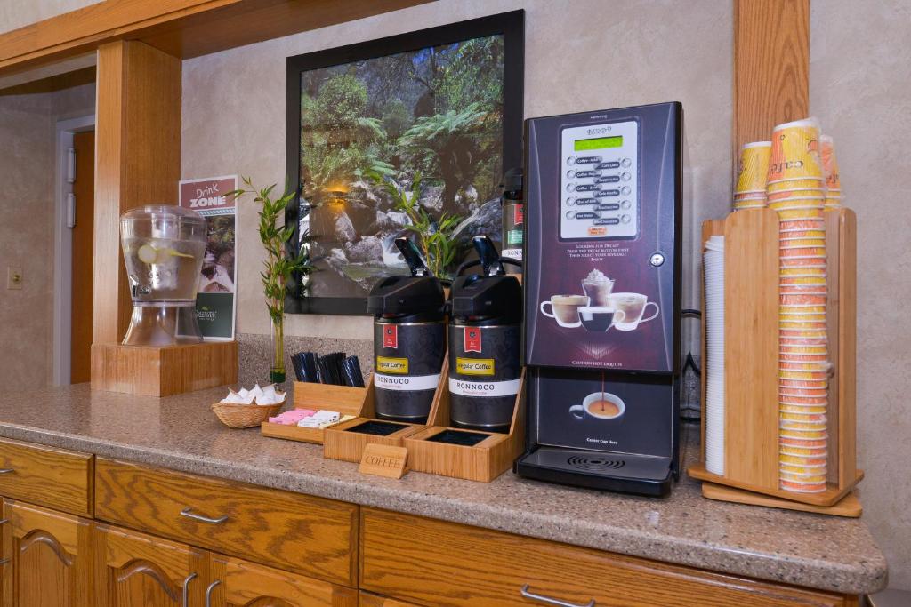 Greenstay Hotel & Suites Central photo 4