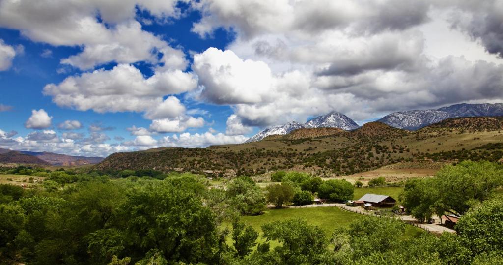Canyon Of The Ancients Guest Ranch photo 2