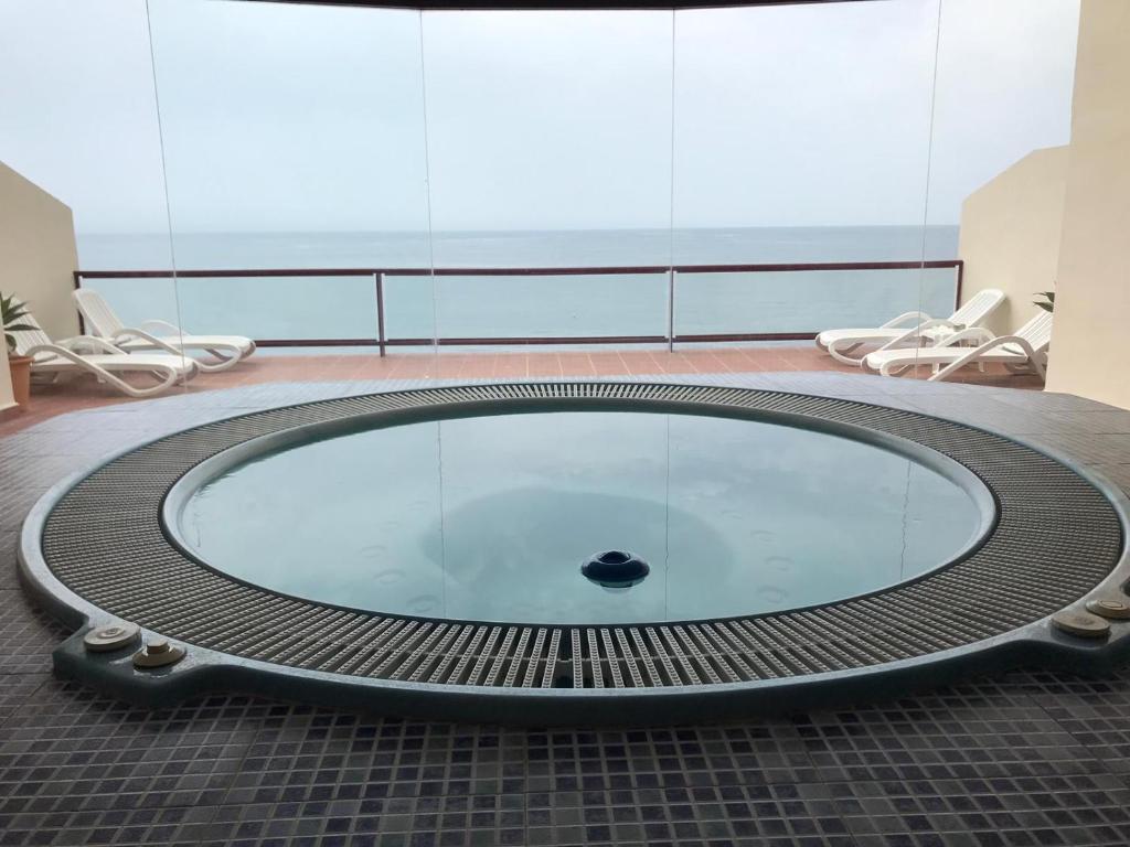 Puerta del Mar, ático&SPA incluido en primer linea photo 2