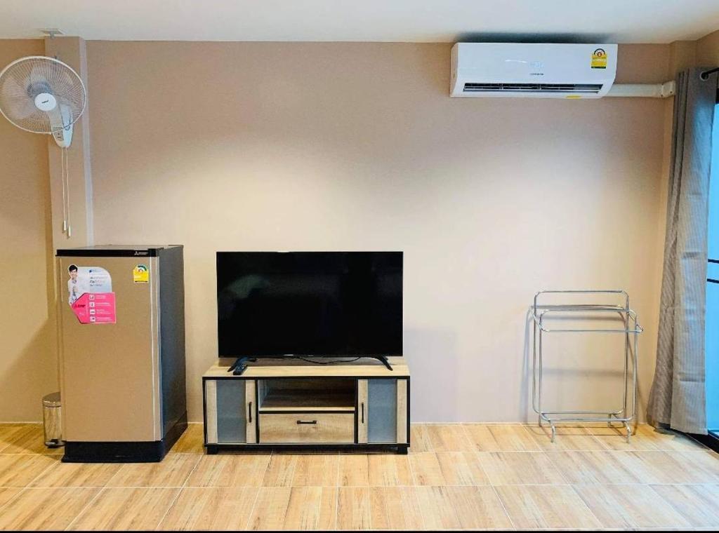 Двухместный (Двухместный номер Делюкс с 2 отдельными кроватями), ICON HOSTEL