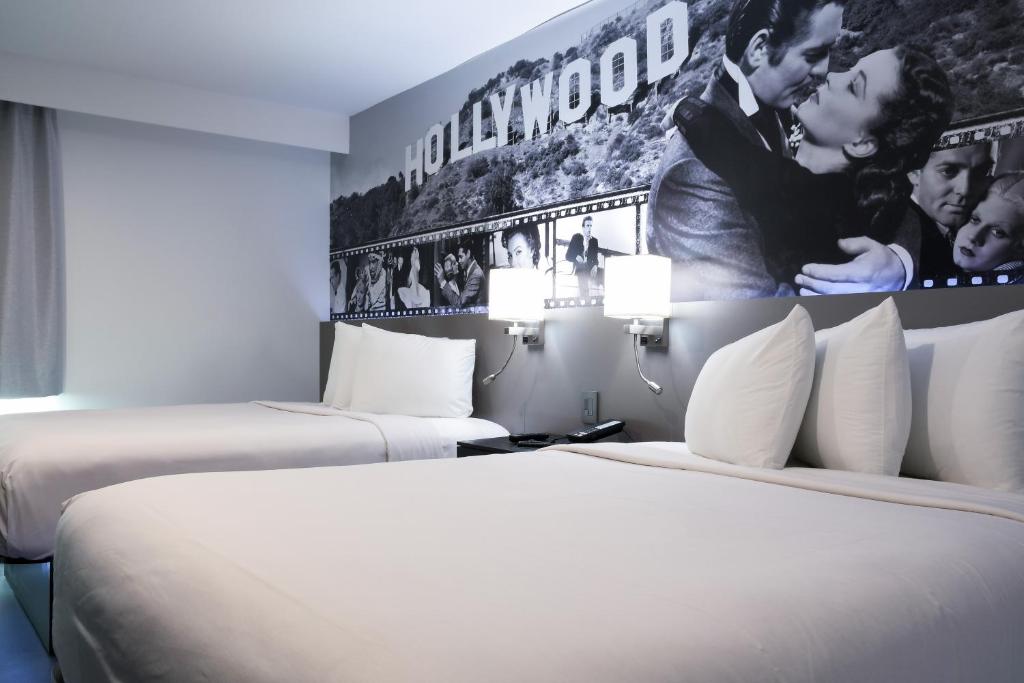 Glen Capri Inn and Suites - Burbank Universal photo 1