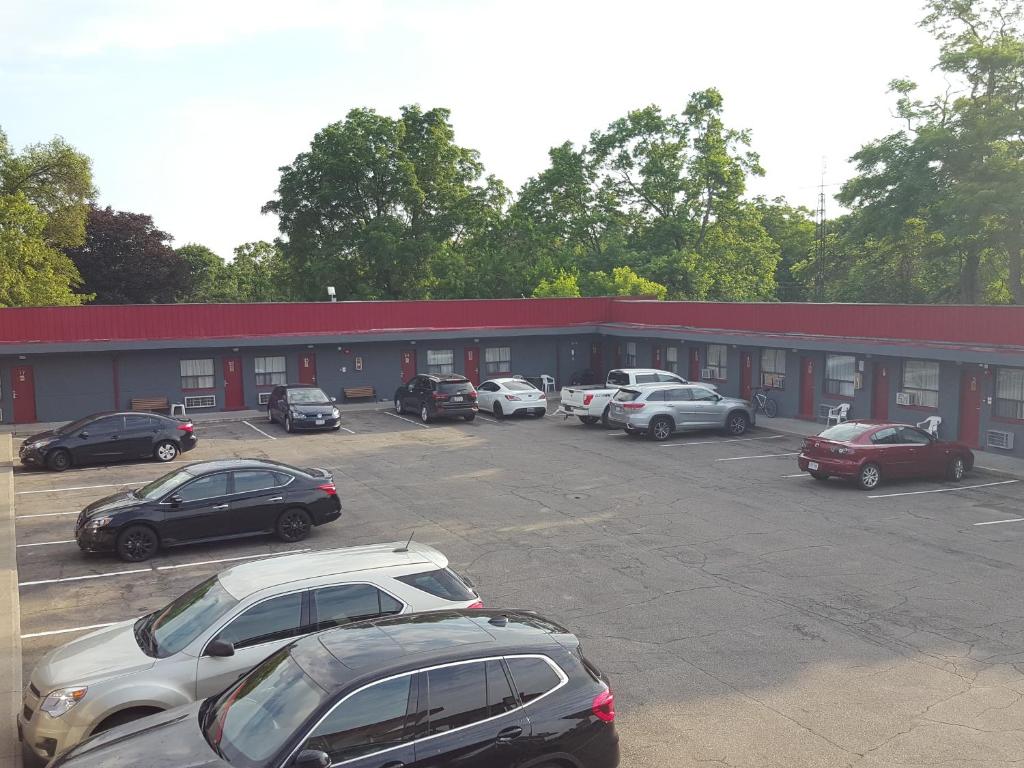 Niagara Inn & Suites photo 1
