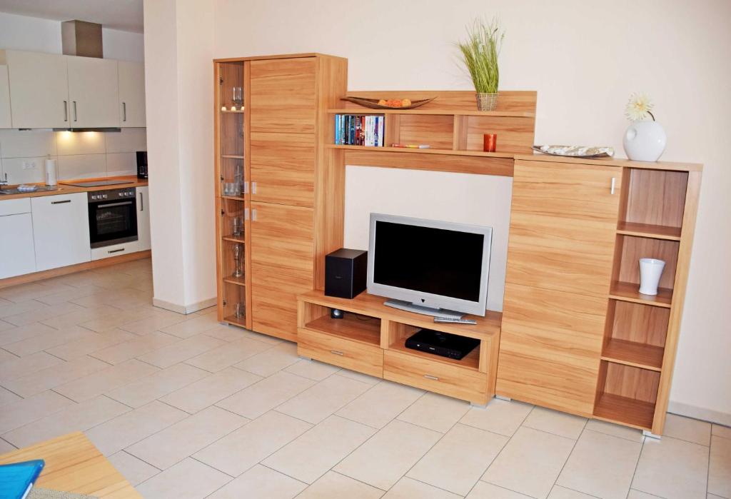 Ferienwohnung Ostseebad Goehren mi photo 4