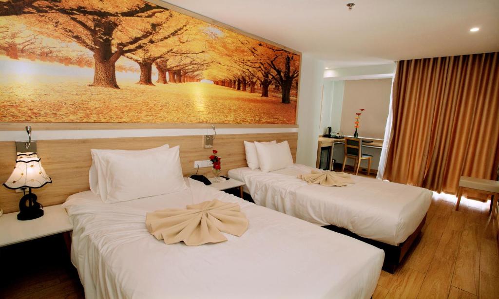 Двухместный (Номер Делюкс (для 2 взрослых и 1 ребенка)), Royal HPM Hotel