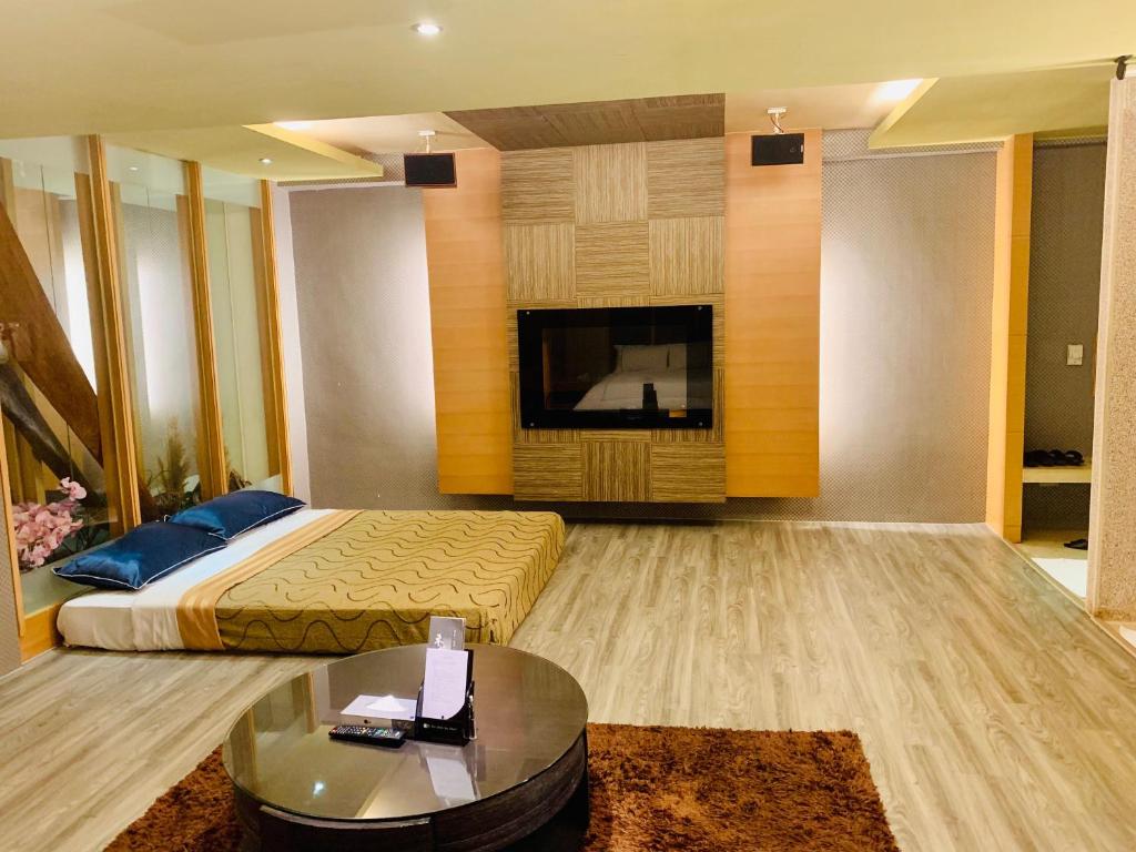 Her Home Spa Motel Chiayi photo 2