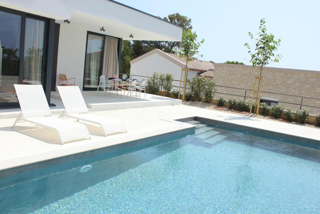 Villa Sunny Garden photo 2