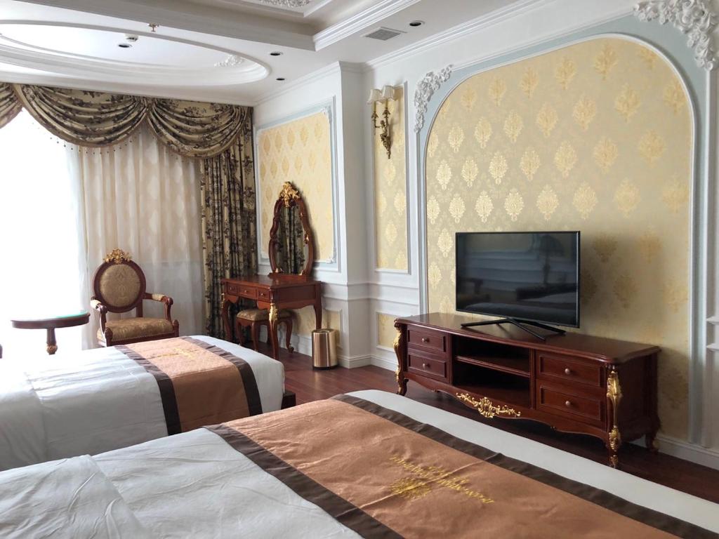Hoang Nham Luxury Hotel