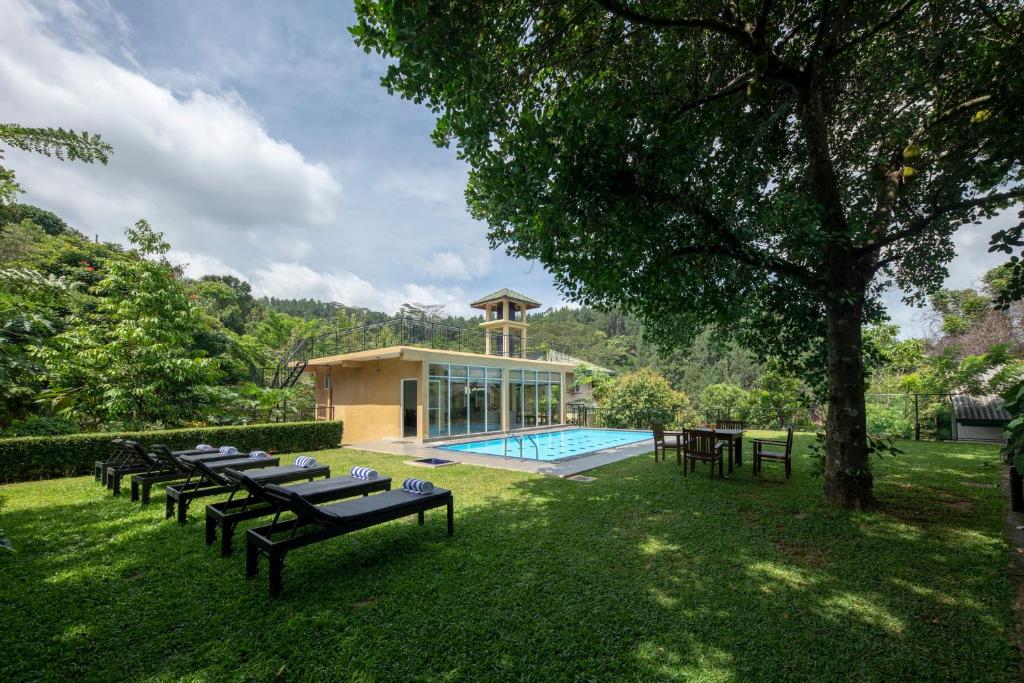 Melheim Kandy Villas photo 3