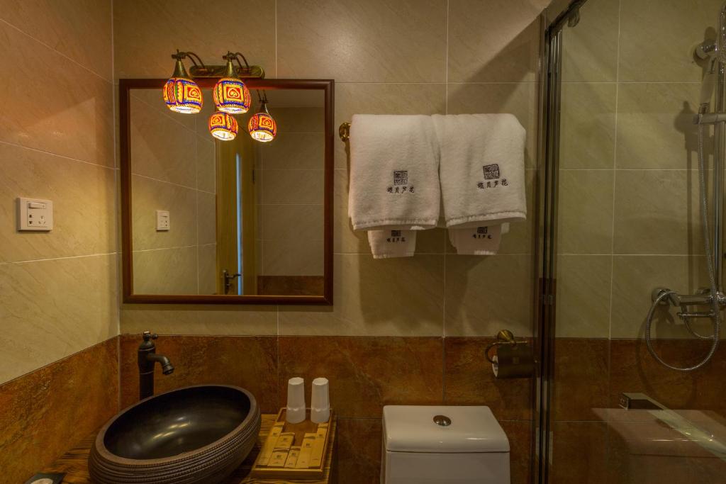 Moon Flower Hotel photo 1