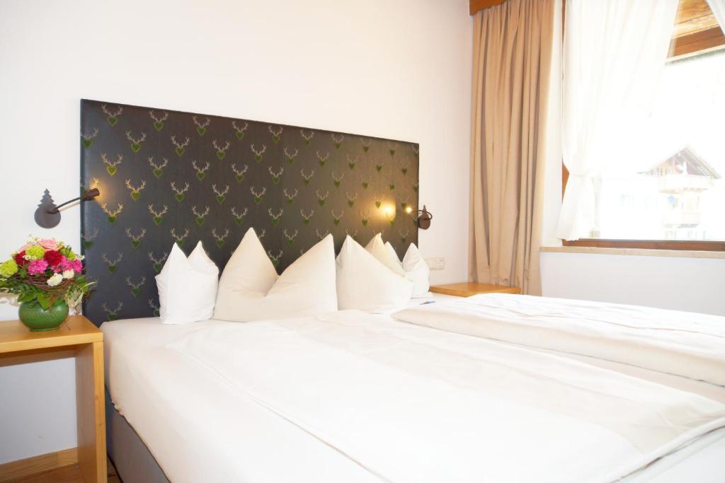 Hotel & Gasthof Fraundorfer photo 2