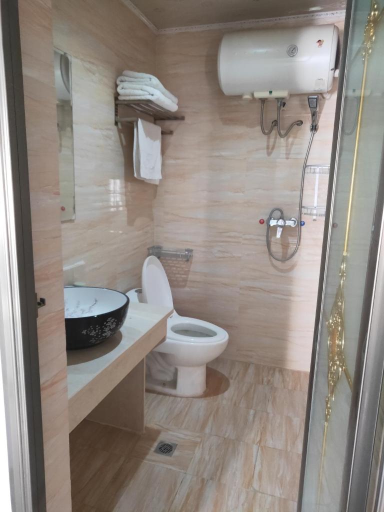 CHONG TI HOTEL photo 4
