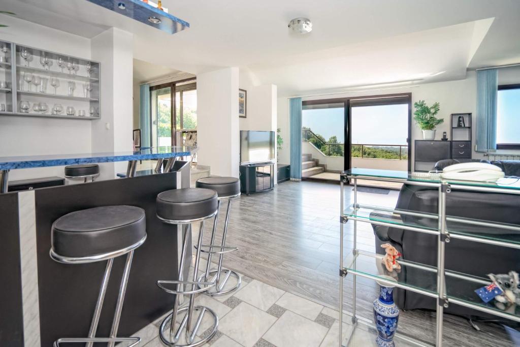 Kuća za odmor VILLA CURLYLOCS - Vila Kosjenka photo 4