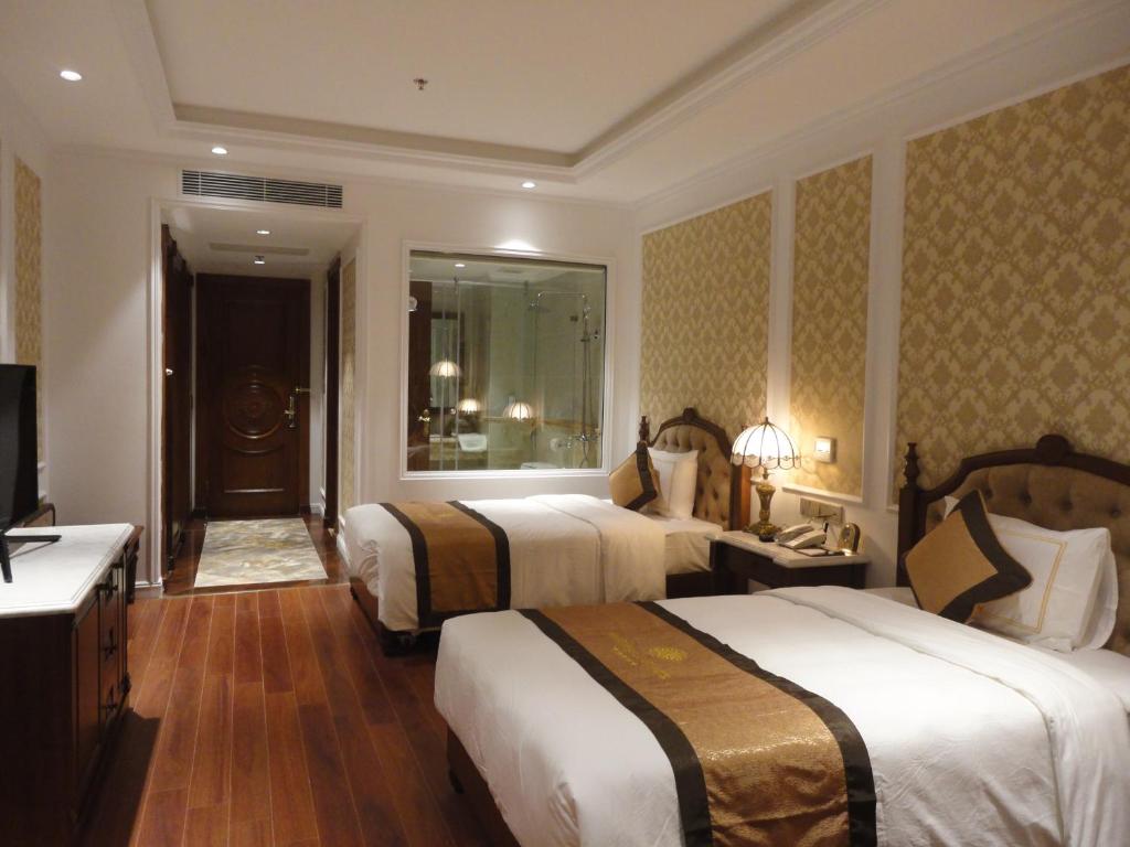 Hoang Nham Luxury Hotel