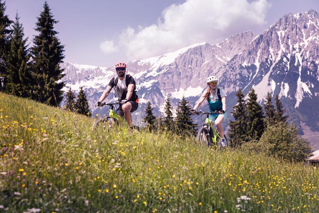 Tirol Lodge photo 1
