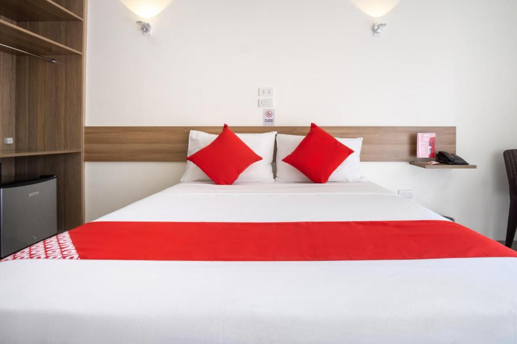 Двухместный (Двухместный номер Делюкс с 1 кроватью), 18 Suites Cebu