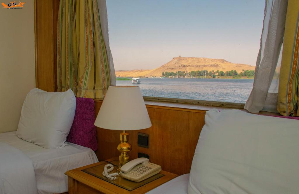 Nile Cruise Luxor Aswan 3,4 and 7 nights photo 2