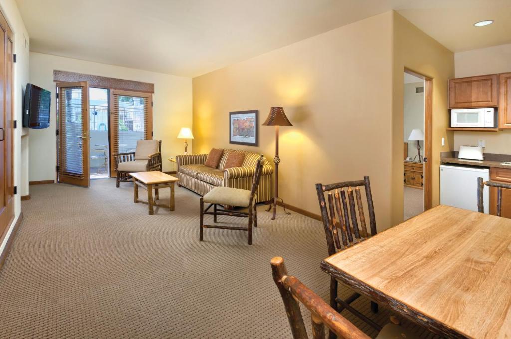 WorldMark Taos image