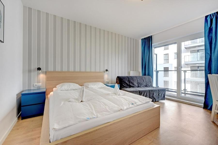 Апартаменты (Апартаменты-студио с балконом, без парковки), Apartamenty Apartinfo Chmielna Park