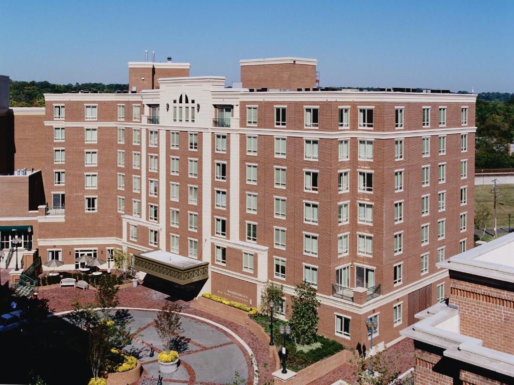 Club Wyndham Old Town Alexandria image
