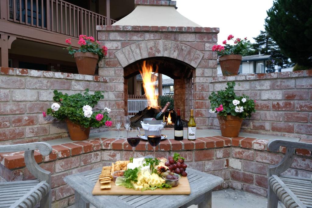 Candle Light Inn photo 1