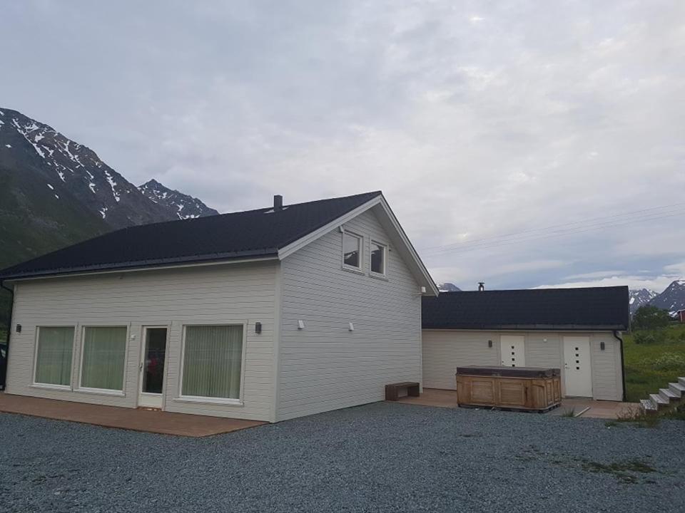 Lyngsalpan Cruise Lodge - Storgalten photo 3