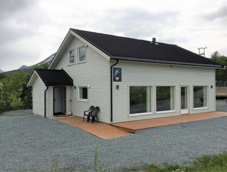 Lyngsalpan Cruise Lodge - Storgalten photo 2