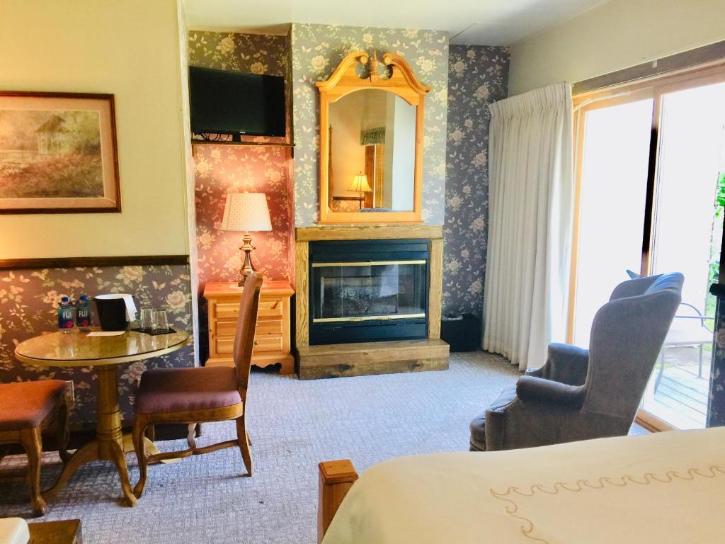 Afton House Inn photo 3