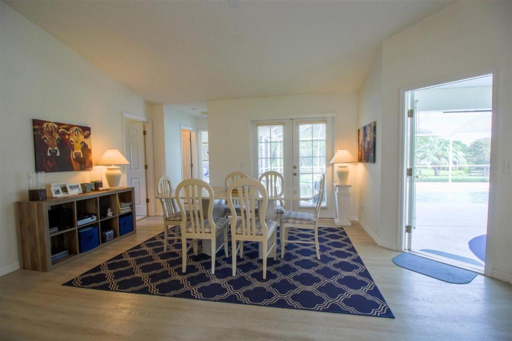 Villa Anita - Executive 2 bedroom photo 3