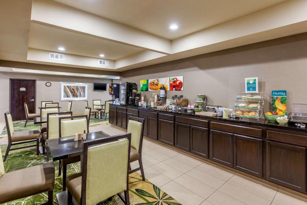 Quality Inn & Suites Durant photo 4
