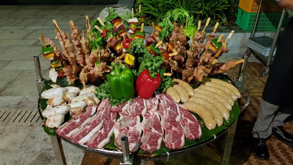 Beachview 3BR Villa with private pool