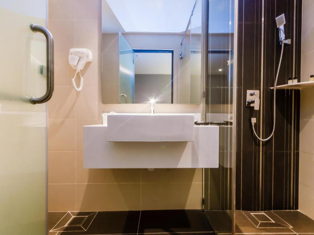 Solid Hotels - Tap to explore photos