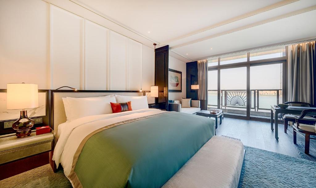 Двухместный (Hi Summer Trip - Deluxe Double or Twin Room with River View), Diaoyutai Hotel Hangzhou