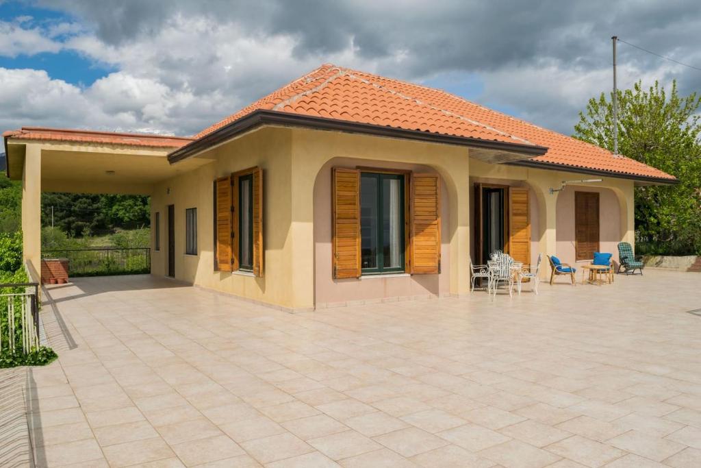 Le Vigne - Villa overlooking Etna photo 1
