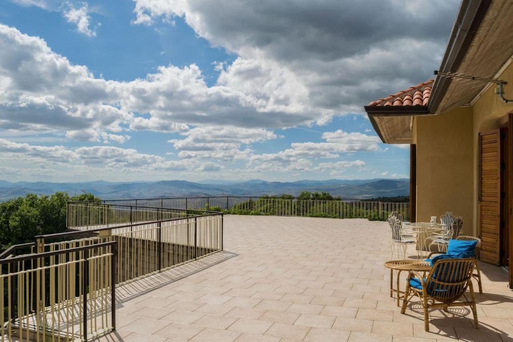 Le Vigne - Villa overlooking Etna photo 2