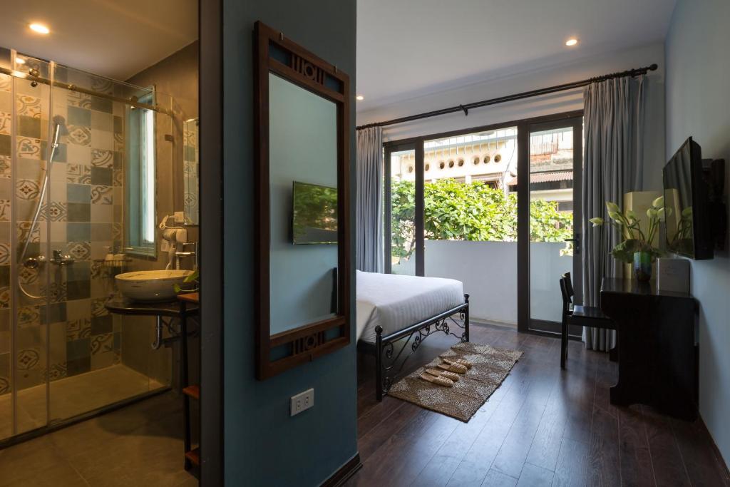 Centraltique Downtown - Bespoke Colonial House Near Hoan Kiem Lake