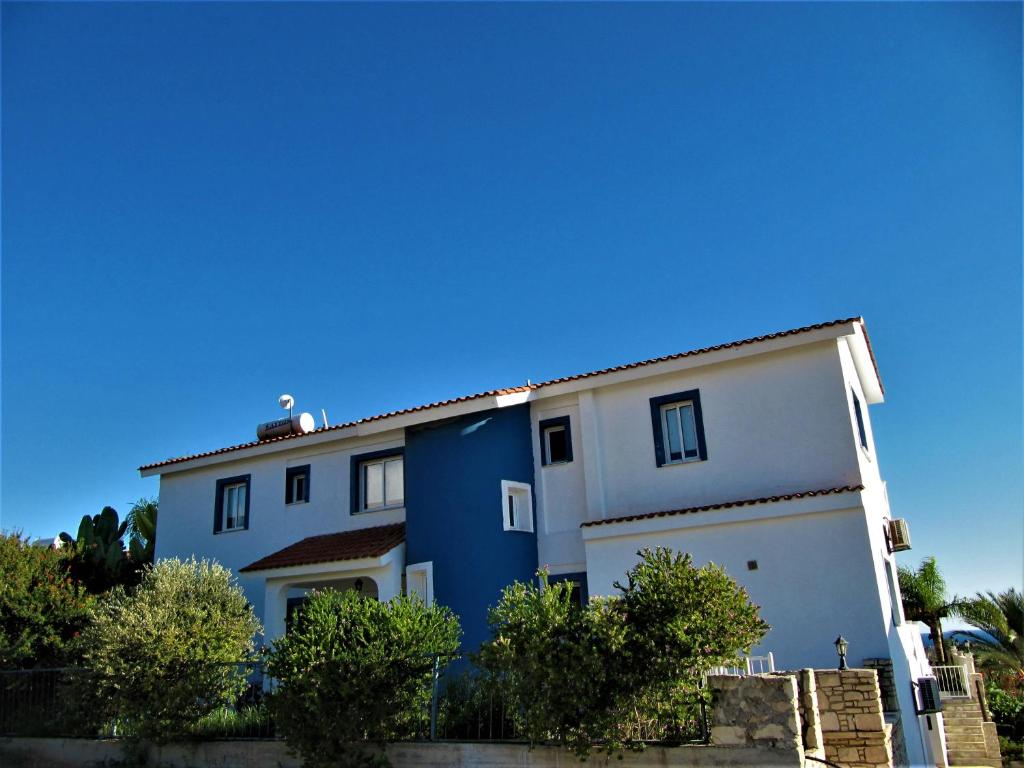 Villa Dioni photo 3