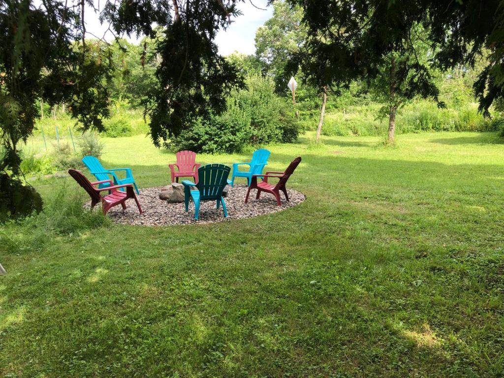 Pine Trees View Bungalow photo 3