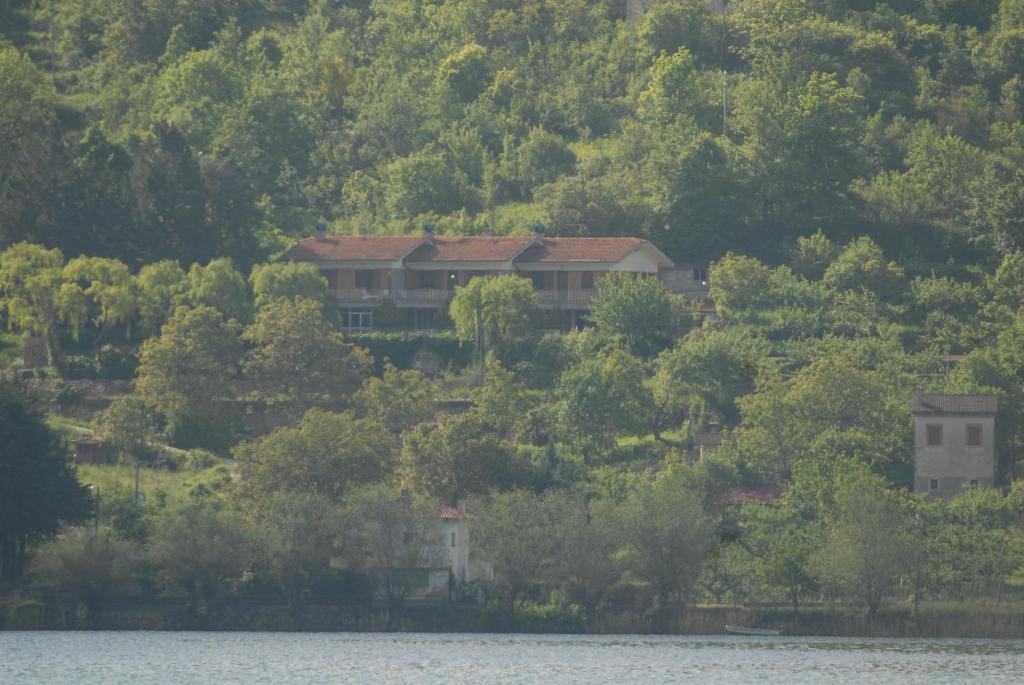 BELLAVISTA - Appartamenti & Affittacamere sul Lago di Scanno - senza colazione photo 2