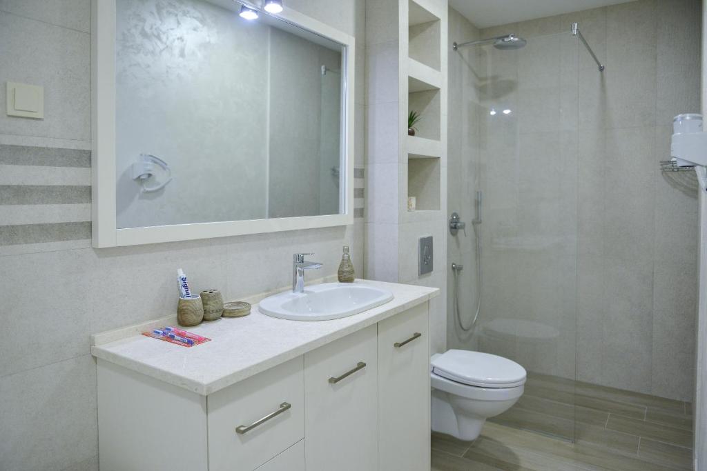 Brand New Apartments photo 4