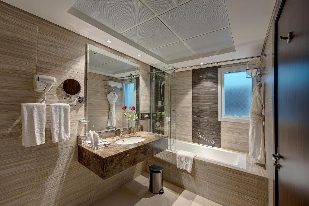 Двухместный (Стандартный двухместный номер с 1 кроватью), Отель Omega Hotel Dubai
