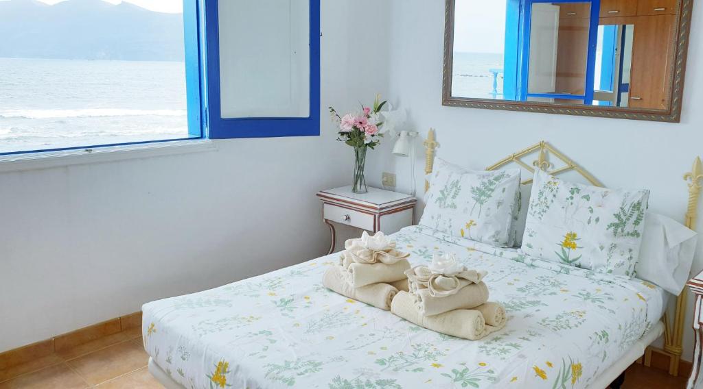 Absolute Beachfront House II photo 1
